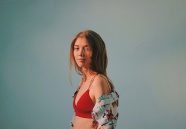 2025年香港三肖开奖结果，+利率结构解读