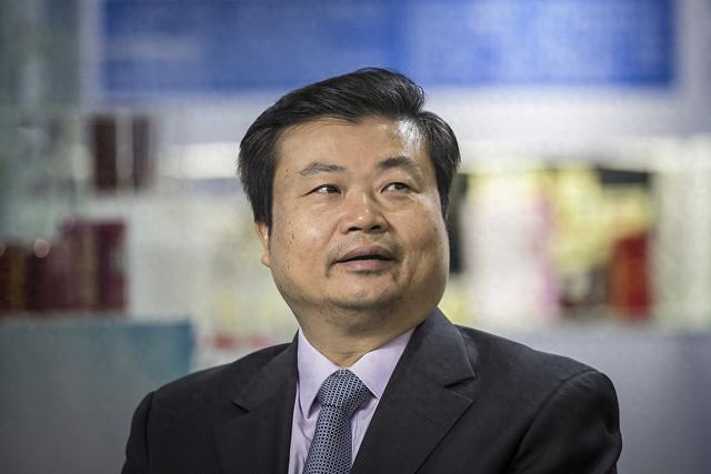 广药集团原董事长李楚源被“双开”：去年8月被查，曾多次发表争议言论