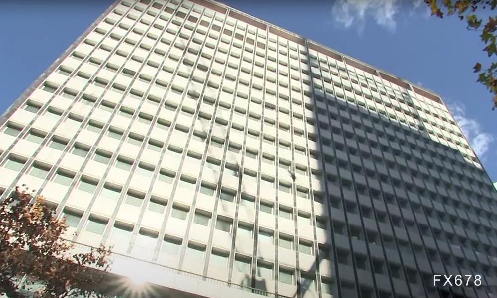 澳元兑美元稳定在0.6400上方 市场紧盯澳洲联储政策决定