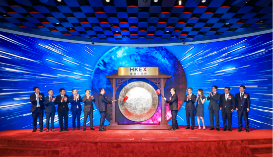 宁德时代港股上市，曾毓群：将成为全球零碳经济开拓者