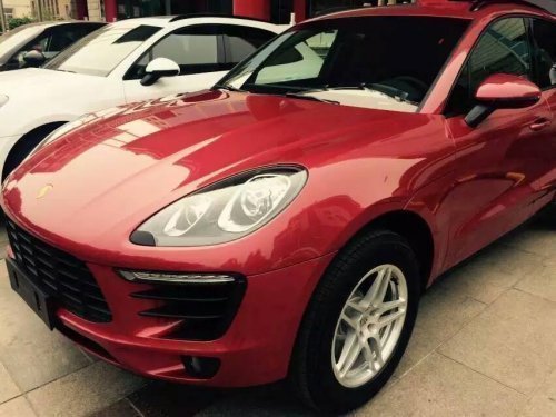 买房时如何避免房产中介陷阱？