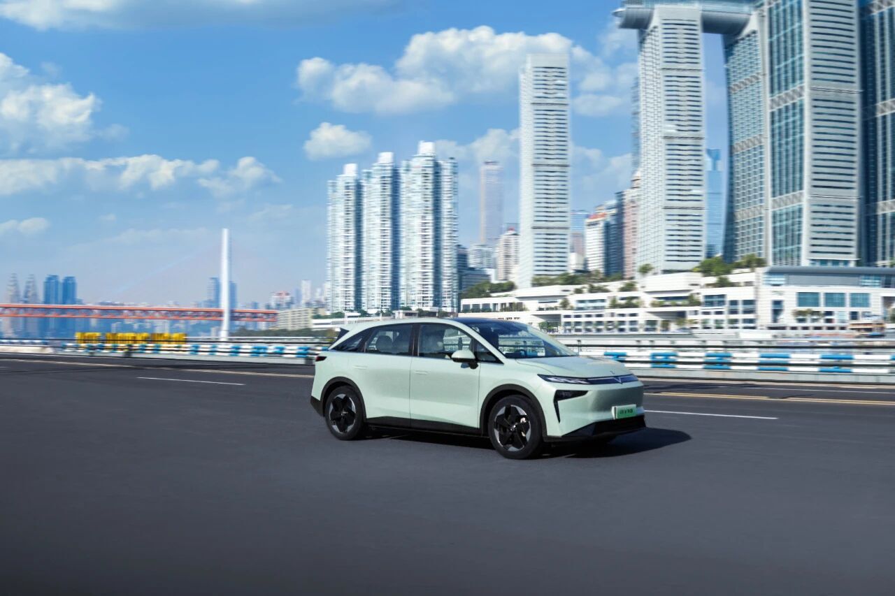 消息称哈啰首款 L4 级车型预计明年 6 月量产,基于启辰 VX6 打造