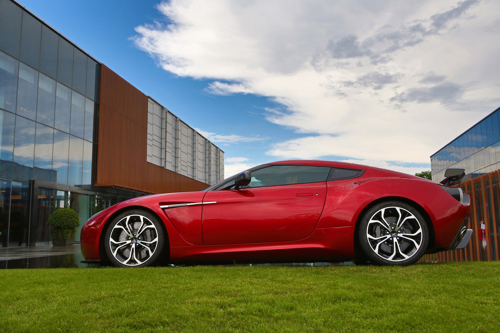 汽车火花塞多久需要更换一次才合适？