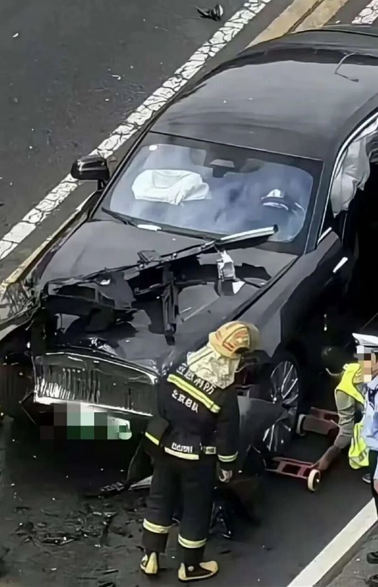 官方通报：陈震偷税118万余元，追缴并罚款共计247.48万元！此前被多个平台禁言