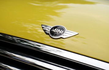 汽车充电设施建设对新能源车影响大吗？