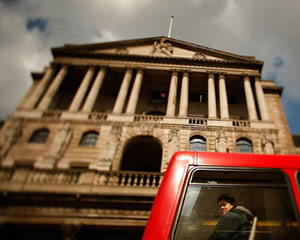 银行如何帮助客户有效保值资产？