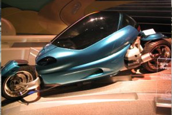 新能源汽车与传统燃油车差异？